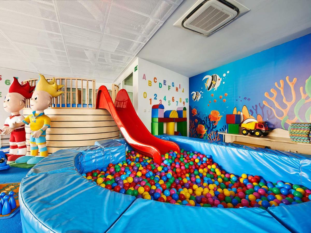 Vacationclub - Olympic Park Apartament B404 โควอบเซก ภายนอก รูปภาพ